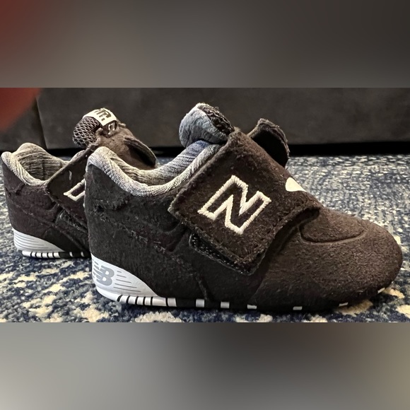 NWT New Balance 574 baby crib sneaker- 3M (6-9 months) - Picture 4 of 11